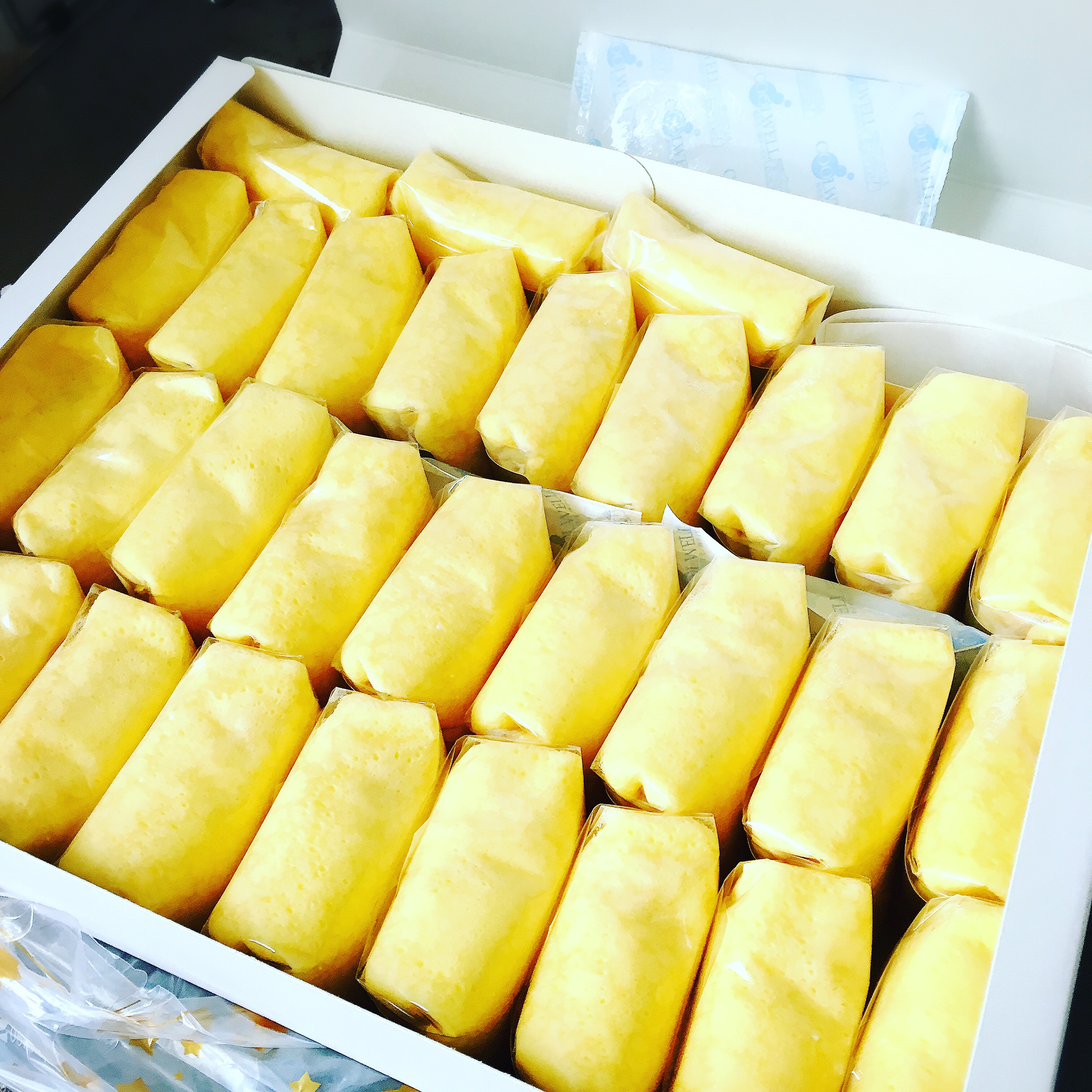 有名なケーキ屋さんのクレープ 三重ダイハツ販売株式会社